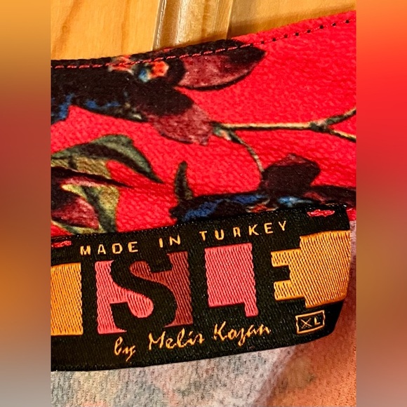 Isle Floral Halter Neck Top XL Button Layered Summer Gardencore Vacation Beach - Picture 10 of 11